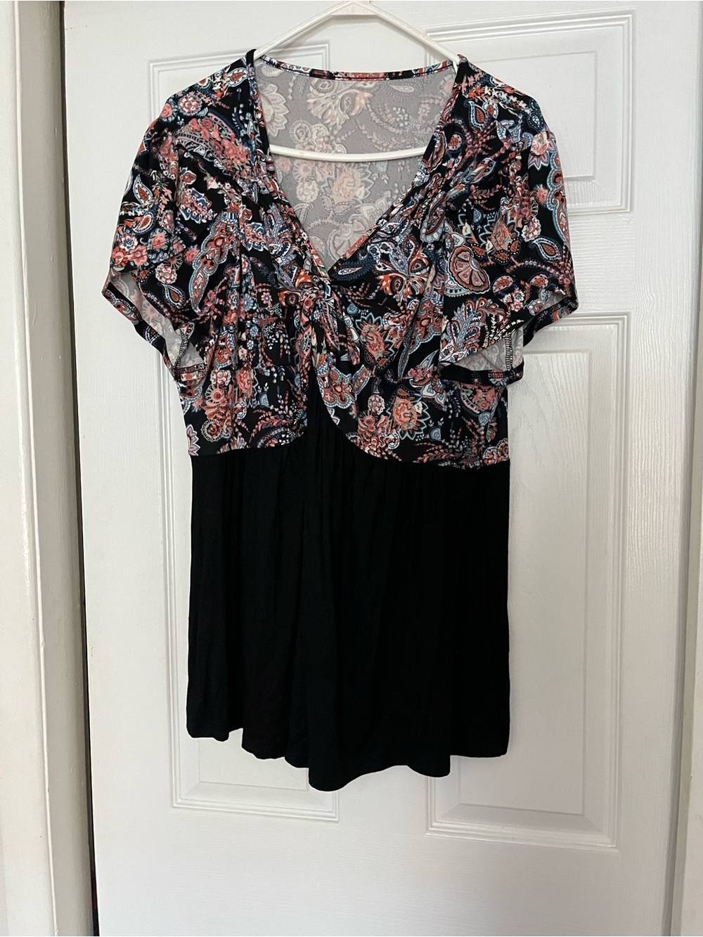 Black Paisley V-Neck Empire Waist Tunic Top